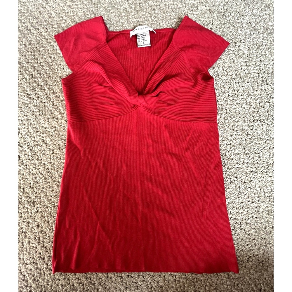 Newport News Red V Neck Top Womens Small Cap Sleeve Stretch Knit Shirt